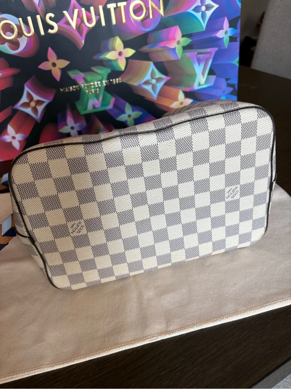 Louis Vuitton Damier Azur NeoNoe MM ‘By the Pool’ Blue 2021 Limited edition 🌊